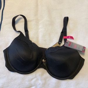 Maidenform extra coverage bra